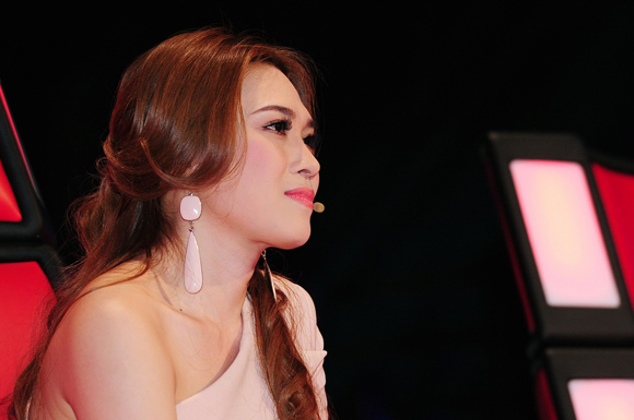 Mỹ Tâm, Huấn luyện viên Mỹ Tâm, Mỹ Tâm rơi nước mắt trên ghế nóng, Giọng hát Việt 2015