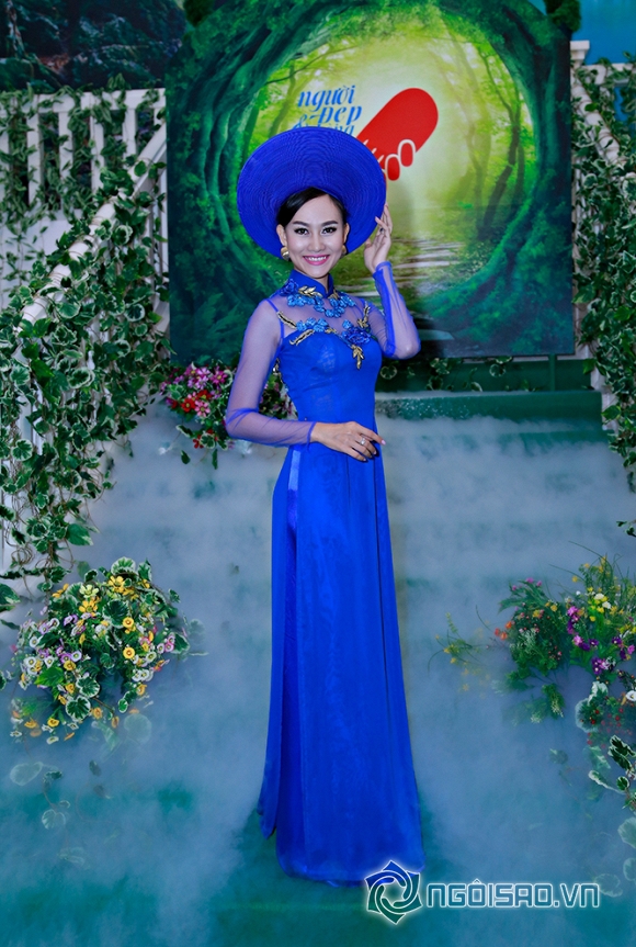 Á hậu Kim Duyên, Kim Duyên, Á hậu Việt Nam toàn cầu Kim Duyên, người đẹp và lòng nhân ái, a hau Kim Duyen, Kim Duyen, nhà thiết kế Hoàng Minh Hà