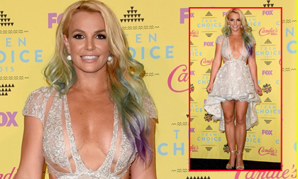 Britney Spears,Britney Spears hớ hênh,Britney Spears mặc mát mẻ,Britney Spears diện váy ngủ,sao hollywood,sao hoa ngữ,Britney Spears mặc xấu
