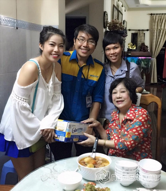 mẹ Trịnh Kim Chi, Trịnh Kim Chi, Trịnh Kim Chi mừng sinh nhật mẹ, diễn viên Trịnh Kim Chi, tin ngôi sao, mẹ Trịnh Kim Chi đẹp, tin ngoi sao, me Trinh Kim Chi