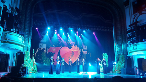 Tự Hào Việt Nam, Đêm nhạc Tự Hào Việt Nam, Nhà hát lớn Hà Nội