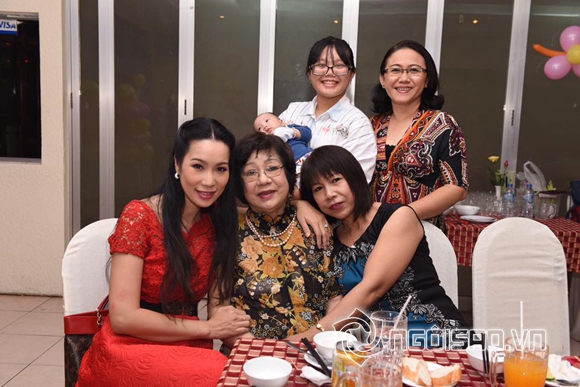trinh kim chi, trinh kim chi sinh nhat, a hau trinh kim chi, trinh kim chi xinh con, hanh phuc cua trinh kim chi, anh trinh kim chi, trinh kim chi quyen linh, tin tuc sao