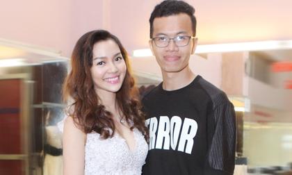 sao Việt, Ngọc Anh, ca sĩ Ngọc Anh, Bà hoàng Opera, Ngọc Anh rạng ngời xuống phố cùng dàn trai trẻ, nhóm Oplus