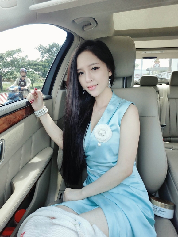 Đỗ Thị Thùy Trang, Duyên dáng Doanh nhân 2015, doanh nhân trẻ, đẹp, tin ngôi sao