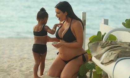 Kim Kardashian,Kim Kardashian khoe trọn bụng bầu,Kim Kardashian diện đồ xuyên thấu,Kim Kardashian được truyền thông săn đón,gout thời trang gợi cảm của Kim Kardashian,sao Hollywood