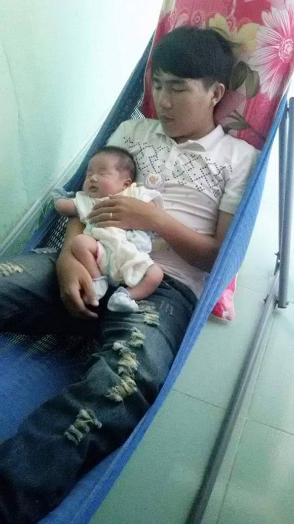 cách chăm con bá đạo của bố,bố chăm con khi mẹ vắng nhà,chùm ảnh cách chăm con của bố,bật cười trước cách chăm con của bố,bố chăm con khác mẹ