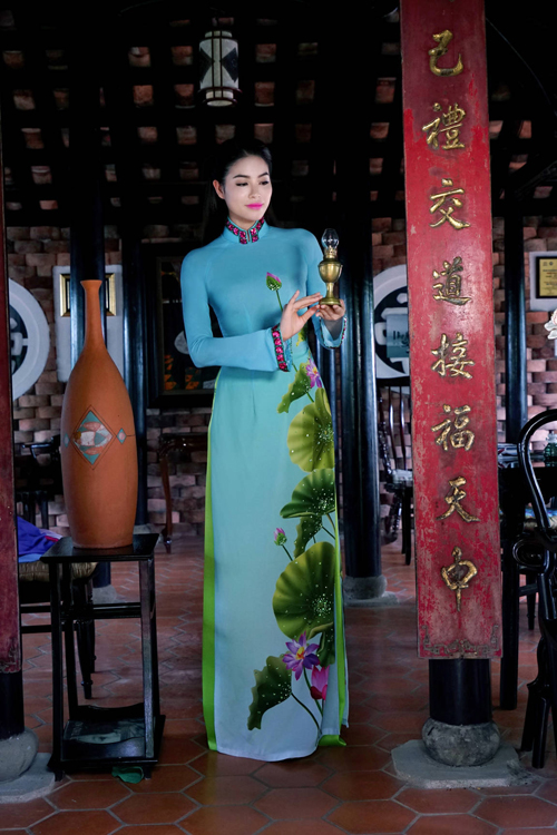 Áo dài Ngô Nhật Huy, BST áo dài Hoa việt, Thời trang Ngô Nhật Huy, Tin ngôi sao, Sao việt