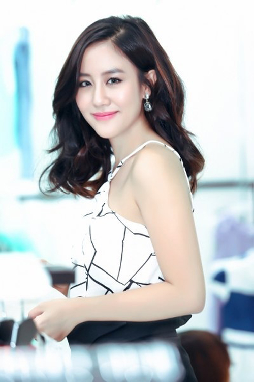 Văn Mai Hương, Bùi Caroon, Sao việt, Sao việt phẫu thuật thẩm mỹ, Sao việt dính nghi án dao kéo