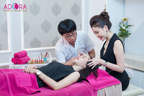 Lam Cúc, Xu hướng phun xăm đỉnh cao Châu Á, Adora spa