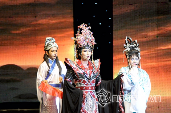 Ca sĩ Lâm Đăng Huy,  Lâm Đăng Huy, lam dang huy, sao Việt, sao hát từ thiện