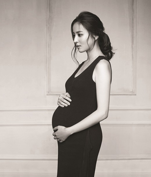 mỹ nhân Truyền thuyết Jumong,Truyền thuyết Jumong,Han Hye Jin,Han Hye Jin sinh con đầu lòng,Han Hye Jin hạ sinh bé gái,Ki Sung Yueng,sao Hàn