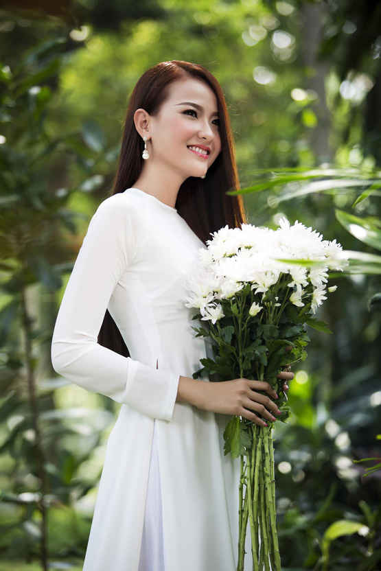 Khánh Ngân, Hoa hậu Khánh Ngân, Hoa hậu Hoàn Vũ Việt Nam 2015, Hoàn Vũ Việt Nam 2015 Đỗ Trần Khánh Ngân, Đỗ Trần Khánh Ngân