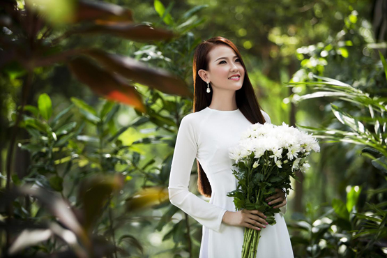 Khánh Ngân, Hoa hậu Khánh Ngân, Hoa hậu Hoàn Vũ Việt Nam 2015, Hoàn Vũ Việt Nam 2015 Đỗ Trần Khánh Ngân, Đỗ Trần Khánh Ngân