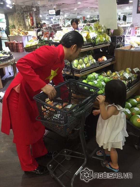 Hùng cửu long,doanh nhân hùng cửu long,diễn viên hùng cửu long,hùng cửu long diện áo dài,mr áo dài hùng cửu long