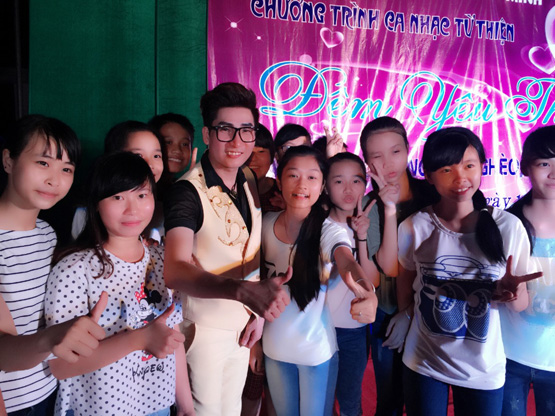 Ca sĩ Lâm Đăng Huy