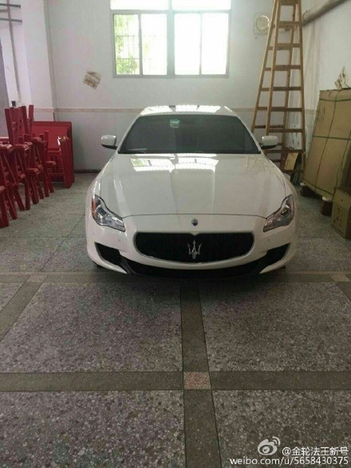 cặp đôi số mười Trung Quốc,đám cưới vàng đầy bàn,cặp đôi chênh lệch vóc dáng,quà cưới của cặp đôi Trung Quốc,giới trẻ Trung Quốc