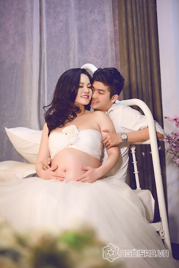 Nhật Kim Anh, Nhật Kim Anh sinh con trai, Nhật Kim Anh khoe con trai, con trai Nhật Kim Anh, Nhật Kim Anh bị ngất sau khi sinh, Nhật Kim Anh và con trai, mặt con trai Nhật Kim Anh, sao việt