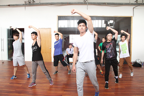 Phan Thị Mơ, Ray Võ, Sao Việt, Tin ngôi sao