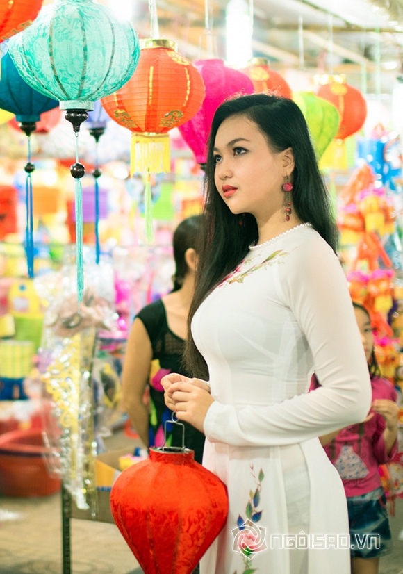 hotgirl làm thổ dân, hứa phạm linda, linda hứa phạm, hotgirl lam tho dan, hotgirl lo anh nhay cam