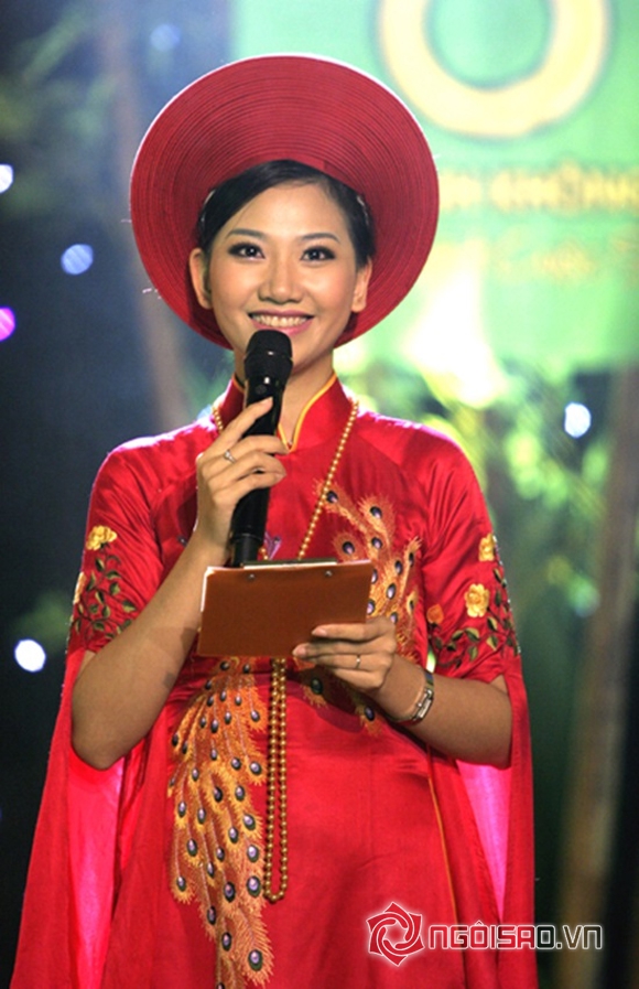 nữ MC Việt,chân dung nửa kia của nữ MC Việt,nửa kia giấu kín như bưng của nữ MC Việt,nữ MC Việt hiến khi công khai ảnh nửa kia,đời tư của nữ MC Việt,sao Việt