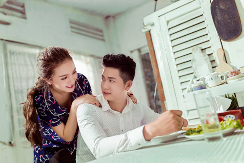 Ray Võ hạnh phúc khi được Hotgirl Kelly Nguyễn chăm sóc 0 Kelly Nguyễn, Ray Võ, Kelly Nguyễn và Ray Võ, Sao Việt