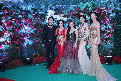 a-hau-hoang-oanh-309-4-ngoisao 5 Hoàng Oanh, Á hậu Hoàng Oanh, Sao Việt