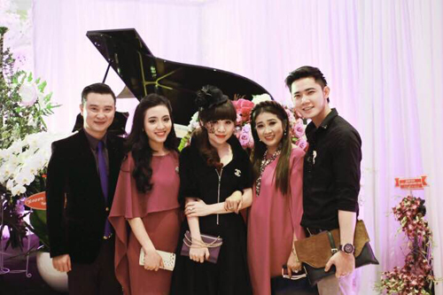 vinh-dang-310-11-ngoisao 1 Vĩnh Đăng, Diễn viên Vĩnh Đăng, Sao Việt, Sinh nhật lần thứ 44 của Mr Đàm