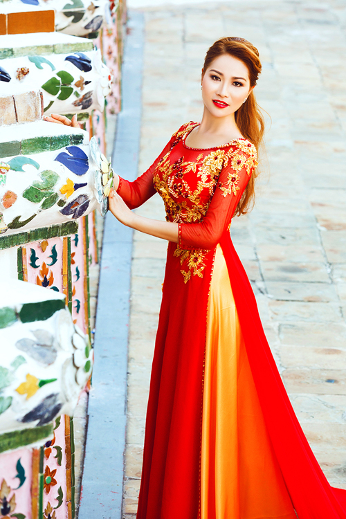 Xuân Nguyễn, Diễn viên Xuân Nguyễn, Áo dài Ngọc Long, Sao Việt