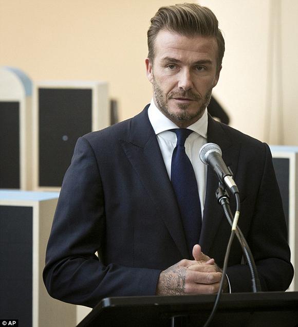 Vợ chồng Beckham, Vợ chồng Beckham ly hôn, Vợ chồng Beckham phủ nhận tin đồn ly hôn, David Beckham, Victoria Beckham, Victoria Beckham sau tin đồn ly hôn, sao ngoại