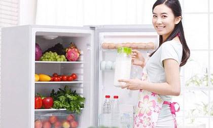 thói quen bảo quản sữa, bảo quản sữa, bảo quản sữa ở cánh cửa tủ lạnh, thói quen bảo quản sữa ở cánh tủ lạnh