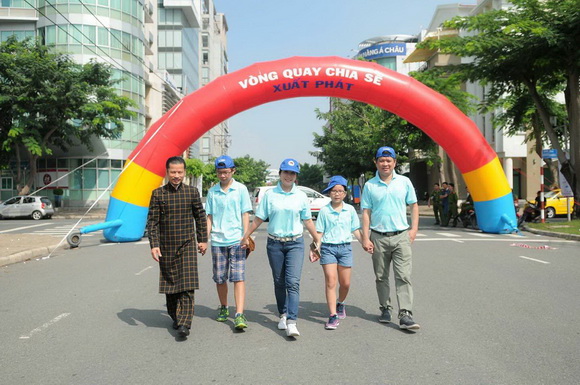 Hùng cửu long,doanh nhân hùng cửu long,mr áo dài hùng cửu long,hùng cửu long nổi bật,hùng cửu long làm từ thiện