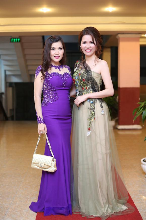 Bùi Thị Hà, Hoa hậu Bùi Thị Hà, Hoa hậu quý bà 2014, Sao việt