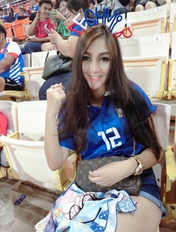 nữ CĐV Thái Lan xinh đẹp, hotgirl, xinh đẹp, Wariya Wongputtha
