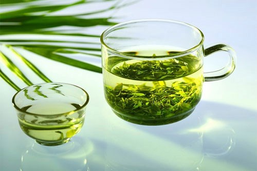 Bức xạ máy tính, tác hại từ những tia bức xạ, gốc tự do có hại, quá trình oxy hóa, bảo vệ tế bào 