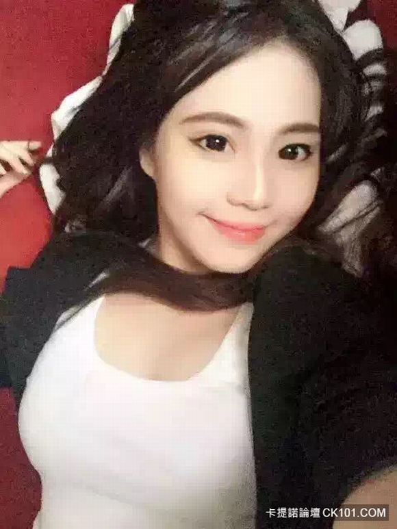 Hotgirl xinh đẹp , mặc hớ hênh, Hotgirl, xinh đẹp , giới trẻ, thời trang, mặc hở, cộng đồng, bỏng mắt, mặc phản cảm, ngôi sao