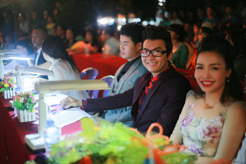 ky-quoc-dat-1910-6-ngoisao 2 Ký Quốc Đạt, Á vương Ký Quốc Đạt, Sao Việt