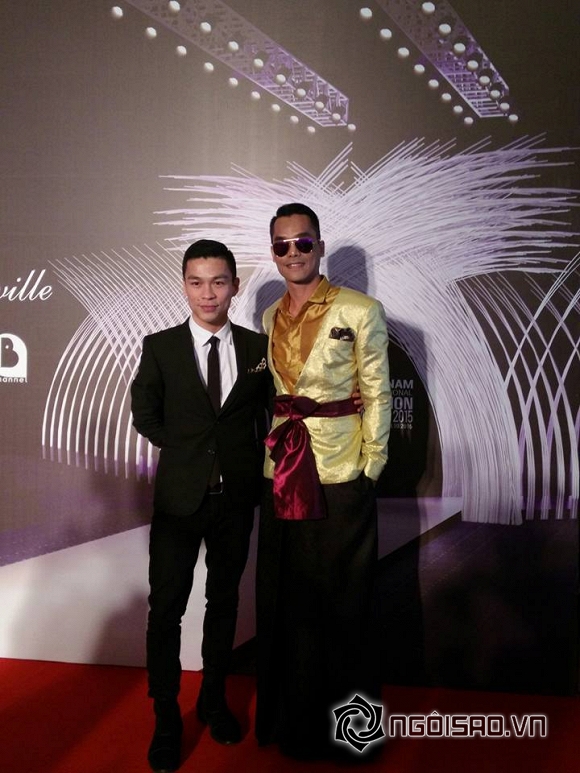 chàng trai mặc váy, Vietnam International Fashion Week 2015, VIFW 2015, thời trang, thời trang gây sốc, thời trang váy, nhà thiết kế Thái Lan, 