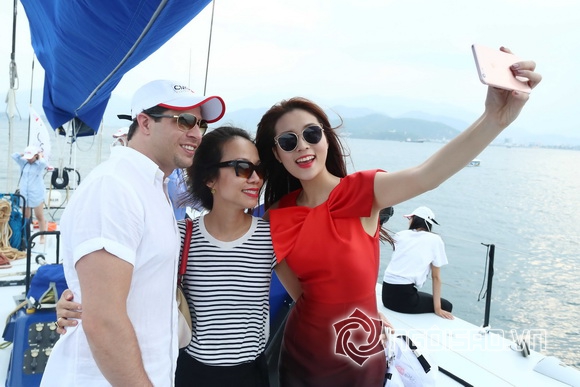Kỳ duyên,hoa hậu kỳ duyên,hoa hậu việt nam 2014,hoa hậu kỳ duyên khoe dáng,hoa hậu kỳ duyên rạng rỡ,hoa hậu kỳ duyên xinh đẹp,sao việt