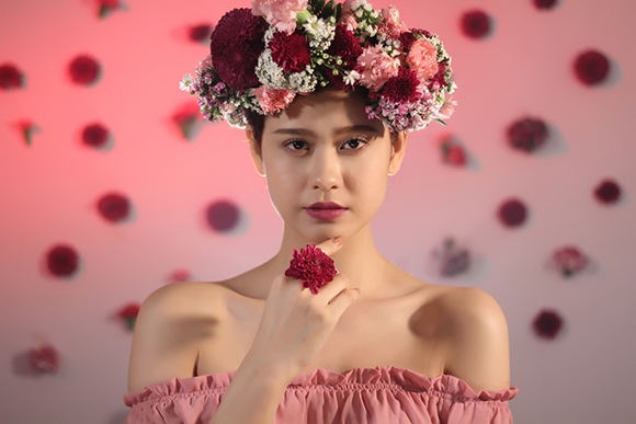 sao Việt, Trương Quỳnh Anh, vợ chồng Trương Quỳnh Anh, Trương Quỳnh Anh bật khóc chạy trốn Tim, MV Trương Quỳnh Anh, Có hẹn cùng hạnh phúc