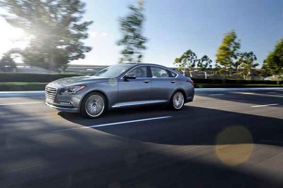 Hyundai Genesis 2016, xe đời mới, xe có tính năng vượt trội