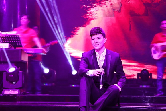 sao Việt, Nathan Lee, ca sĩ Nathan Lee, Ông hoàng Opera, Nathan Lee suy sụp tinh thần, Nathan Lee liên tiếp gặp vận xui