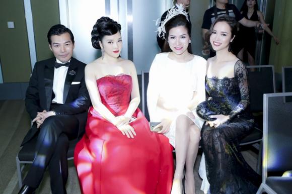 Bùi Thị Hà, Hoa hậu Bùi Thị Hà, Lý Nhã Kỳ, Sao Việt