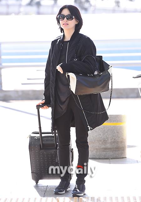 Lee Young Ae, U50 Lee Young Ae  trẻ đẹp dáng thon, sao Hàn, 