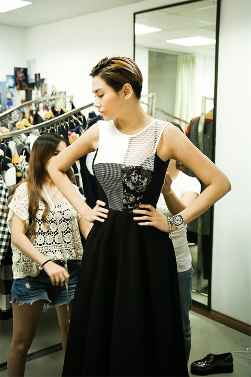 vo-hoang-yen-3010-5-ngoisao 5 Võ Hoàng Yến, siêu mẫu Võ Hoàng Yến, Sao Việt