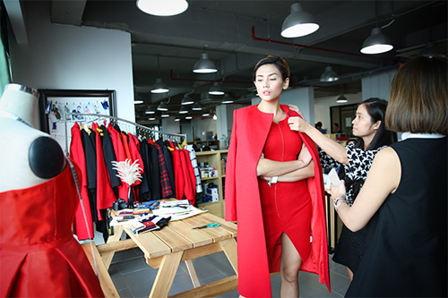 vo-hoang-yen-3010-9-ngoisao 1 Võ Hoàng Yến, siêu mẫu Võ Hoàng Yến, Sao Việt