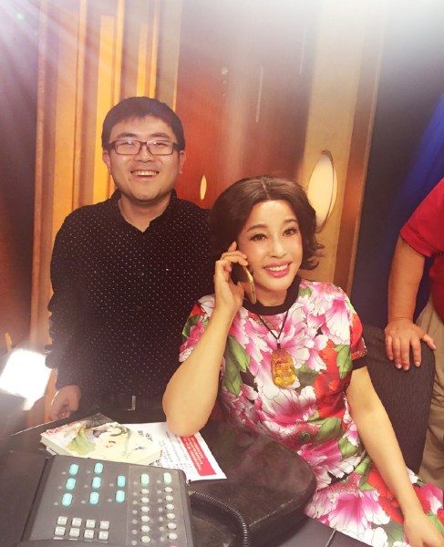 lưu hiểu khánh , nữ diễn viên lưu hiểu khánh , thoi trang lưu hiểu khánh , Lưu Hiểu Khánh lộ da mặt phù , Lưu Hiểu Khánh da mặt sần sùi , Lưu Hiểu Khánh xuống sắc , mặt Lưu Hiểu Khánh kém đẹp , sao Ho
