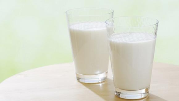 Móng chắc khỏe, giúp móng phát triển tốt, cải thiện độ chắc khỏe của móng tay, móng giòn và dễ gãy, móng bị xám màu