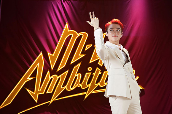 sao Việt, Sơn Tùng M-TP, Sơn Tùng M-TP gây choáng với quả đầu hồng rực, liveshow Sơn Tùng M-TP, Chuyến by đầu tiên