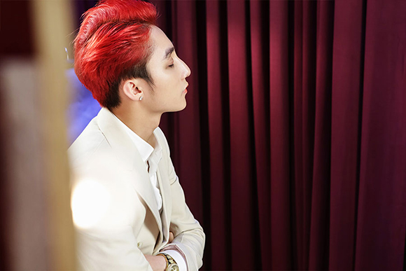 sao Việt, Sơn Tùng M-TP, Sơn Tùng M-TP gây choáng với quả đầu hồng rực, liveshow Sơn Tùng M-TP, Chuyến by đầu tiên