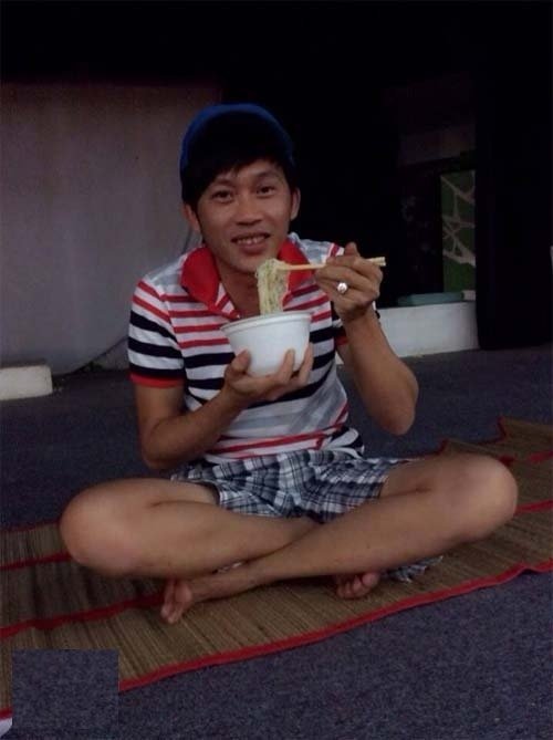 Hoài Linh, danh hài hoài linh, khoảnh khắc hậu trường sân khấu, hậu trường sân khấu